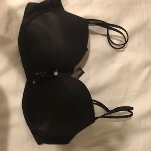 Beautiful VS balconette bra!